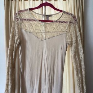 Lace top bundle set of 2!